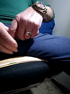 Snapshot of pagani5656 chatting on 01-24-25, 06:14 pagani5656 online show from 01-24-25, 06:14