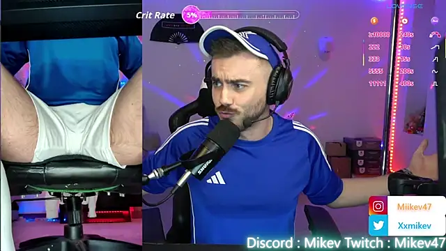 Snapshot of Mikev chatting on 01-15-26, 07:06 Mikev online show from 01-15-26, 07:06