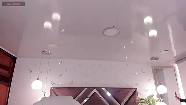  Antonnela  online show from 11-25-25, 02:17