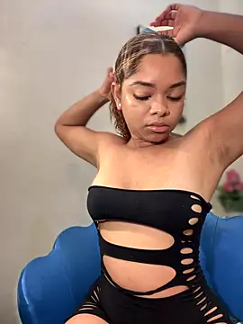 Snapshot of ChristyAddams chatting on 09-18-25, 12:18 ChristyAddams online show from 09-18-25, 12:18