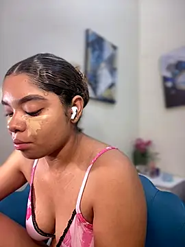 Snapshot of ChristyAddams chatting on 12-14-25, 12:32 ChristyAddams online show from 12-14-25, 12:32