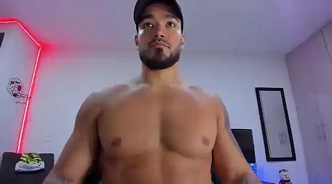 Snapshot of Alexander_Martines chatting on 12-24-24, 03:38 Alexander Martines online show from 12-24-24, 03:38