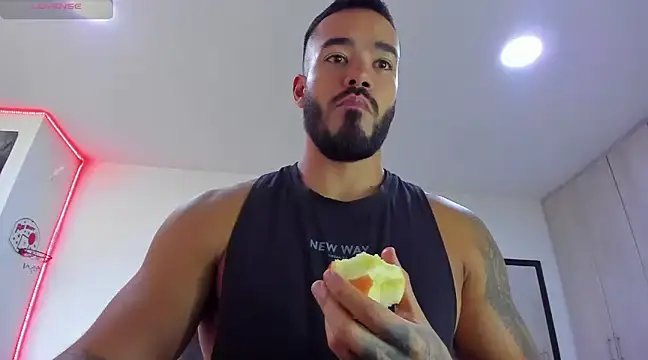 Snapshot of Alexander_Martines chatting on 03-07-25, 09:27 Alexander Martines online show from 03-07-25, 09:27