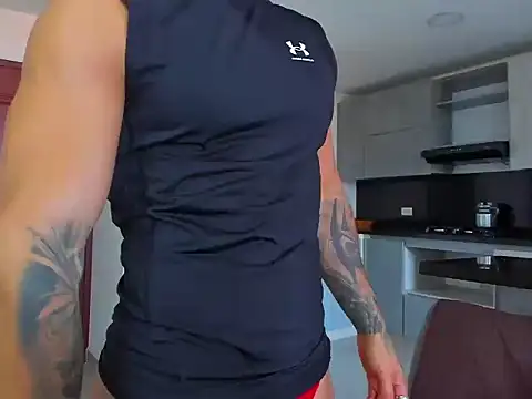 Snapshot of Alexander_Martines chatting on 10-19-25, 08:31 Alexander Martines online show from 10-19-25, 08:31