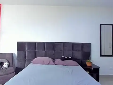 Snapshot of Alexander_Martines chatting on 11-23-25, 04:18 Alexander Martines online show from 11-23-25, 04:18