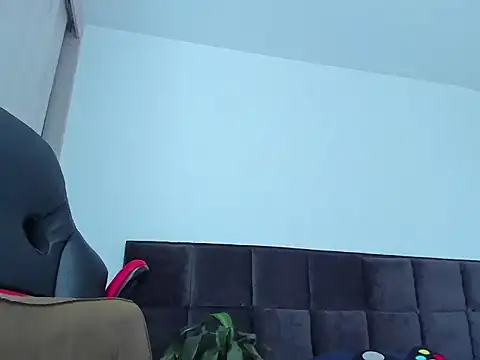 Alexander Martines online show from 04-11-26, 04:55