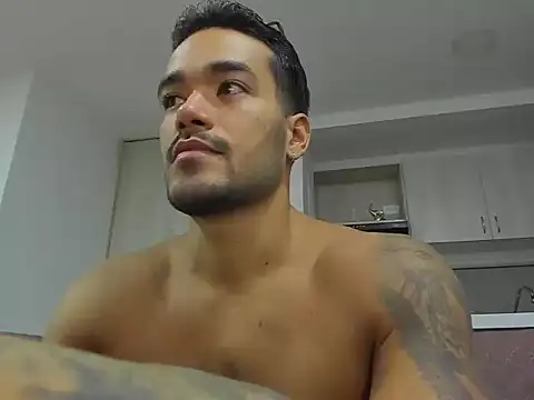 Snapshot of Alexander_Martines chatting on 07-10-26, 01:54 Alexander Martines online show from 07-10-26, 01:54