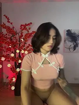 VictoriaHiill online show from 04-16-26, 06:52