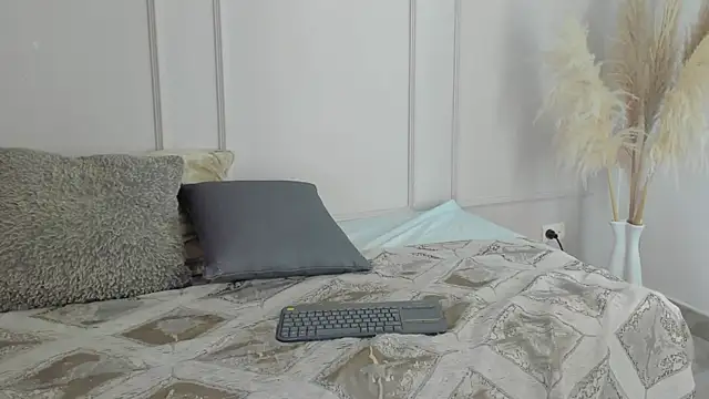 Mariapettit online show from 04-19-26, 10:58