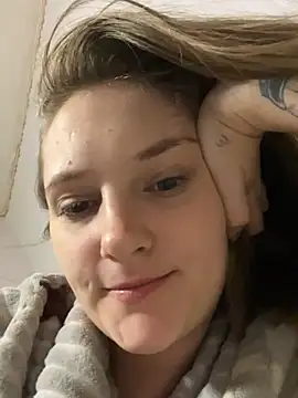 Snapshot of PamelaXX_ chatting on 02-12-26, 04:18 PamelaXX online show from 02-12-26, 04:18