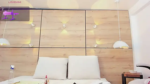 martina touss online show from 03-22-25, 06:36