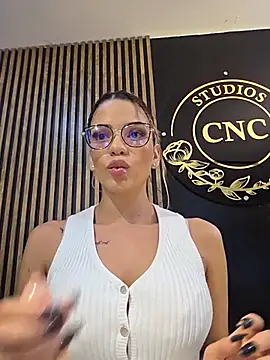 Ameliadickens online show from 07-31-26, 08:19
