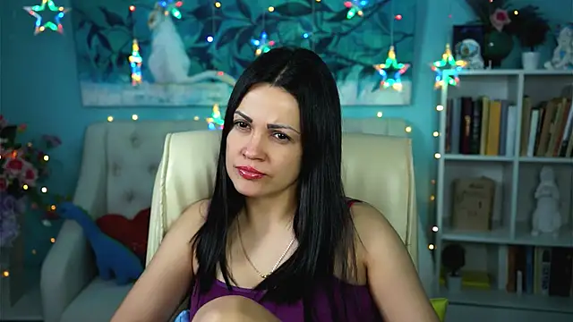 KarolinaRobinson online show from 01-30-25, 03:19