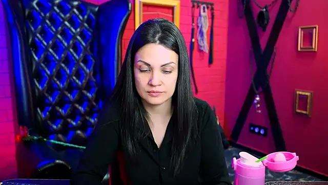 KarolinaRobinson online show from 02-28-25, 03:04