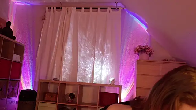 Snapshot of ilucyme chatting on 02-07-25, 10:41 ilucyme online show from 02-07-25, 10:41