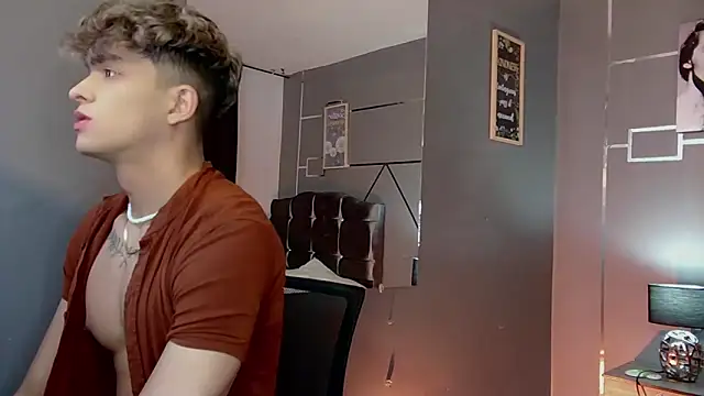 Snapshot of ANDRIUS_24 chatting on 12-06-24, 05:00 ANDRIUS 24 online show from 12-06-24, 05:00