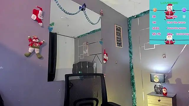 Snapshot of ANDRIUS_24 chatting on 12-14-24, 11:50 ANDRIUS 24 online show from 12-14-24, 11:50