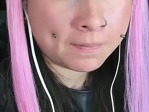 Snapshot of Sophiemarie5 chatting on 01-18-25, 05:10 Sophiemarie5 online show from 01-18-25, 05:10