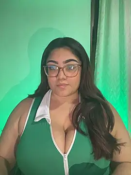 KathyGonzalez online show from 11-17-25, 11:10