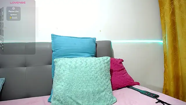 SexyLatinsx online show from 02-18-25, 07:30