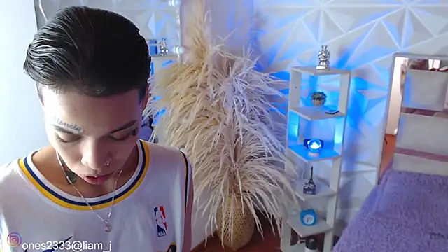 Jonesliam23 online show from 10-10-25, 07:02