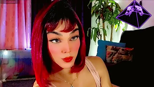 Snapshot of the-horus-girl chatting on 05-02-26, 01:21 the-horus-girl online show from 05-02-26, 01:21