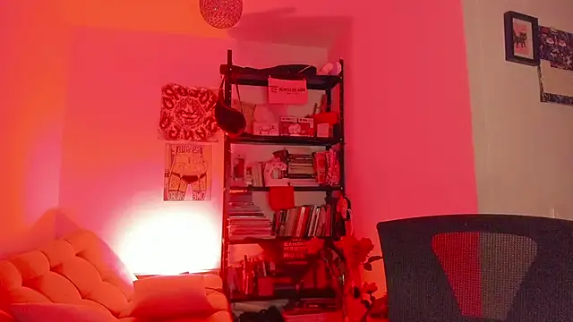 Snapshot of sol__angel chatting on 03-23-25, 07:31 sol angel online show from 03-23-25, 07:31