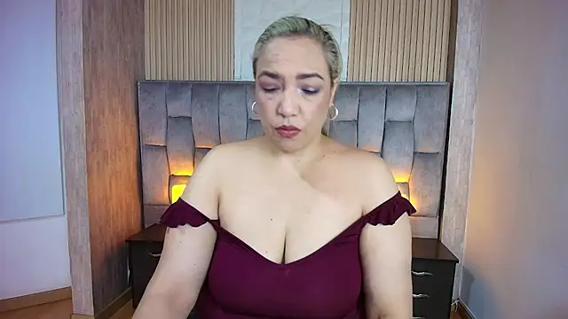 marie hss online show from 04-14-26, 04:02