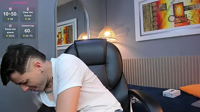 tossetrech online show from 04-18-26, 03:32