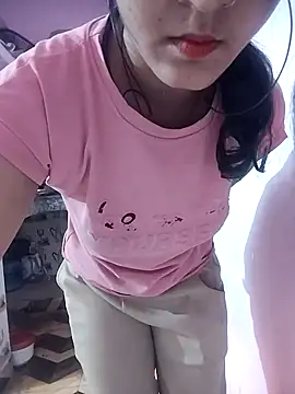 Snapshot of Bittu-rani chatting on 12-21-24, 10:17 Bittu-rani online show from 12-21-24, 10:17