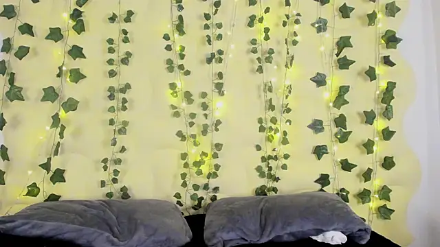 Natasha Nasty2 online show from 02-25-25, 03:52