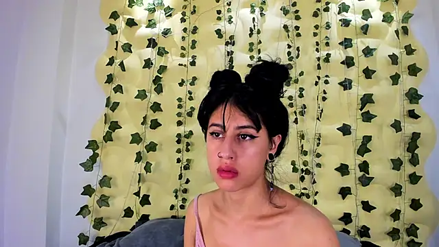 Natasha Nasty2 online show from 03-05-25, 09:04