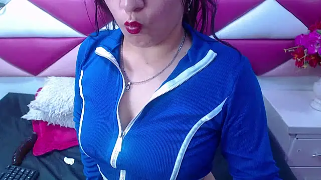 MariaClay online show from 03-07-25, 05:38