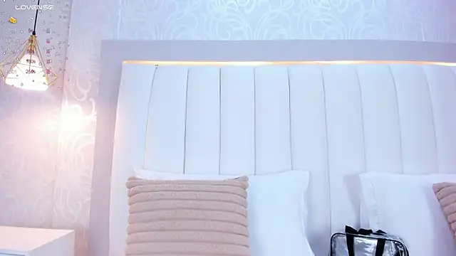 afrodytasky  online show from 12-28-24, 12:13