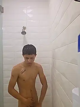 Snapshot of Yoko0381 chatting on 01-11-26, 03:28 Yoko0381 online show from 01-11-26, 03:28