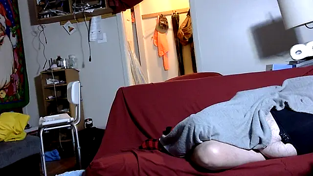 Snapshot of caressonnous@xh chatting on 11-07-25, 11:05 caressonnousxh online show from 11-07-25, 11:05