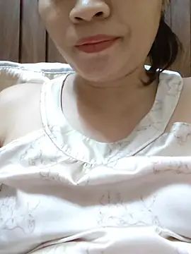 Snapshot of _Mira_69_ chatting on 06-05-26, 06:52 Mira 69 online show from 06-05-26, 06:52