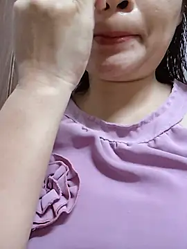 Snapshot of _Mira_69_ chatting on 06-27-26, 01:28 Mira 69 online show from 06-27-26, 01:28