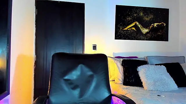 KimberlyBanks2 online show from 01-20-25, 10:26