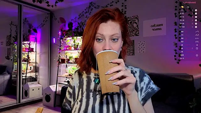 Snapshot of Your_Corvus chatting on 01-08-26, 11:01 Your Corvus online show from 01-08-26, 11:01