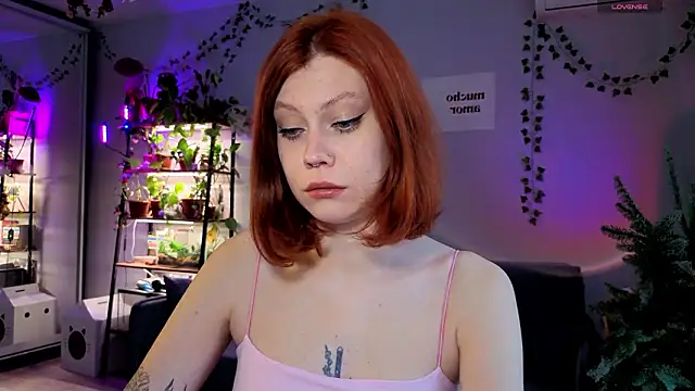 Snapshot of Your_Corvus chatting on 01-14-26, 10:43 Your Corvus online show from 01-14-26, 10:43