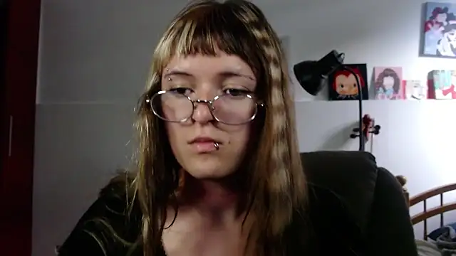Snapshot of NEXT_DOOR_GIRL_ chatting on 09-22-25, 10:12 NEXT DOOR GIRL online show from 09-22-25, 10:12