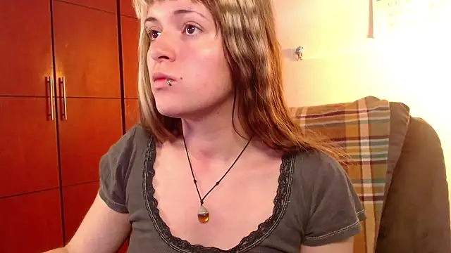 Snapshot of NEXT_DOOR_GIRL_ chatting on 10-12-25, 01:21 NEXT DOOR GIRL online show from 10-12-25, 01:21
