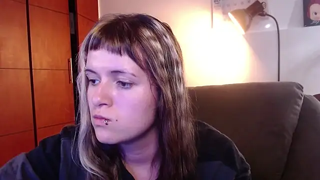 Snapshot of NEXT_DOOR_GIRL_ chatting on 10-20-25, 09:26 NEXT DOOR GIRL online show from 10-20-25, 09:26