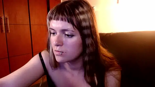 Snapshot of NEXT_DOOR_GIRL_ chatting on 10-21-25, 10:54 NEXT DOOR GIRL online show from 10-21-25, 10:54