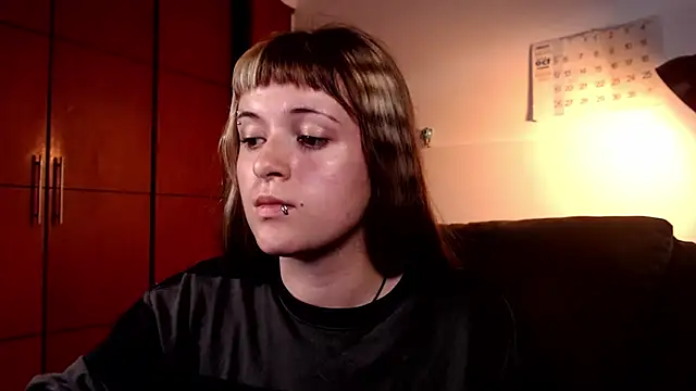 Snapshot of NEXT_DOOR_GIRL_ chatting on 10-28-25, 10:23 NEXT DOOR GIRL online show from 10-28-25, 10:23