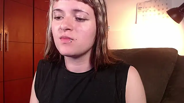 Snapshot of NEXT_DOOR_GIRL_ chatting on 11-06-25, 10:21 NEXT DOOR GIRL online show from 11-06-25, 10:21