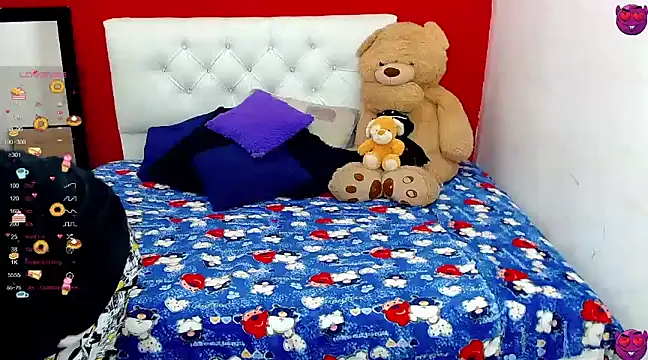 Snapshot of _snopyy_ chatting on 01-06-25, 08:18  snopyy  online show from 01-06-25, 08:18