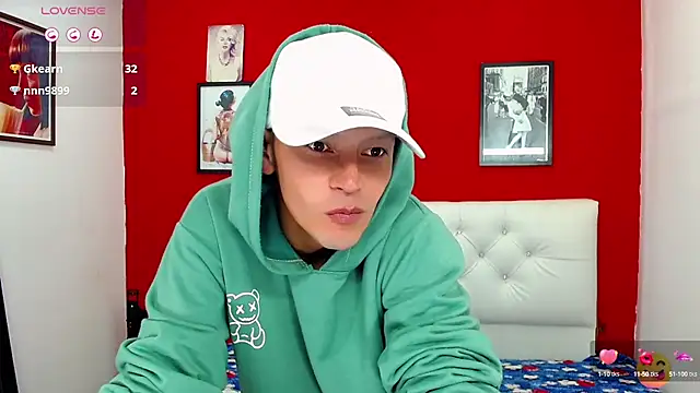 Snapshot of _snopyy_ chatting on 01-20-25, 09:53  snopyy  online show from 01-20-25, 09:53