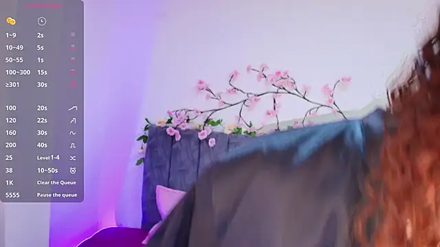 Snapshot of Sophiee_Velvet chatting on 07-28-26, 05:34 Sophiee Velvet online show from 07-28-26, 05:34